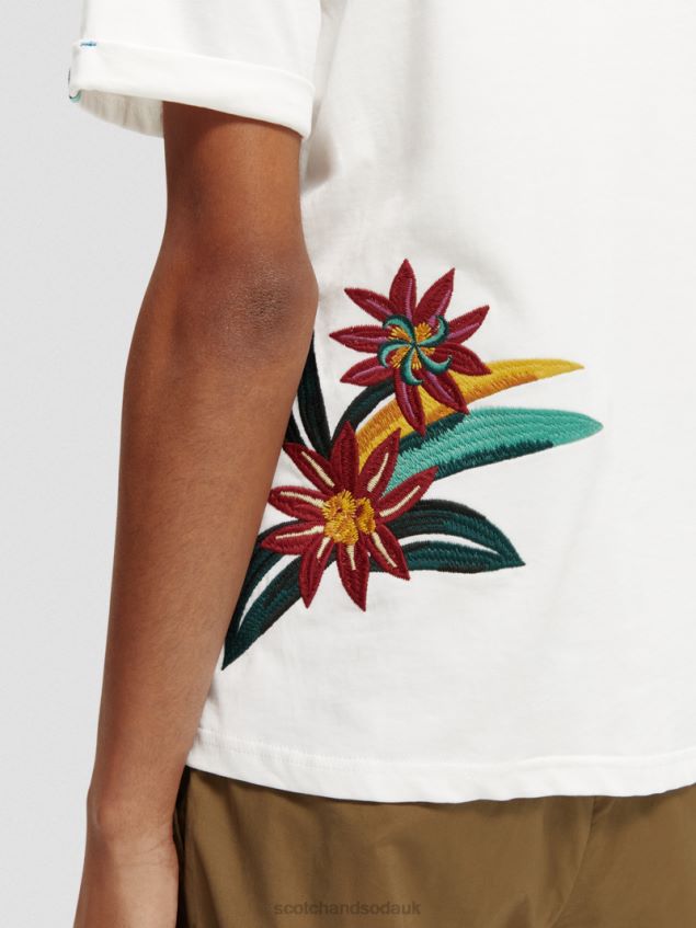 Scotch & Soda Men Relaxed Fit Organic Floral-Embroidered T-Shirt LP48HB353 Clothing White